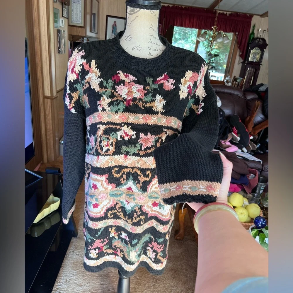 V I N T A G E 🌸 slouchy granny floral embroidered sweater🌸 - Picture 5 of 15